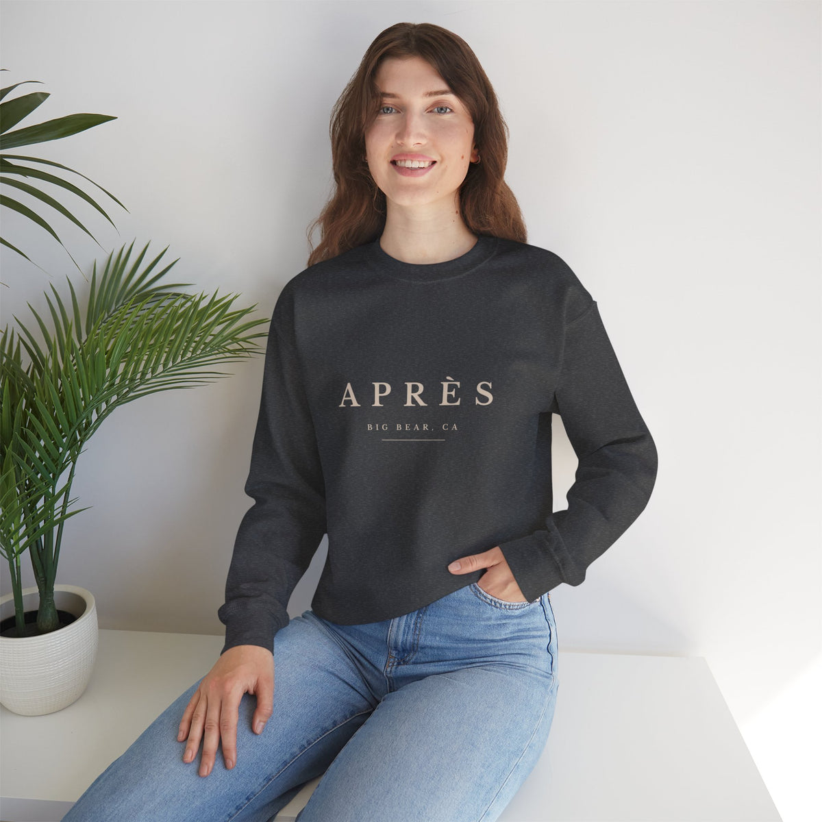 Après Crewneck Sweatshirt - Big Bear Lake Ski Lodge Casual Pullover